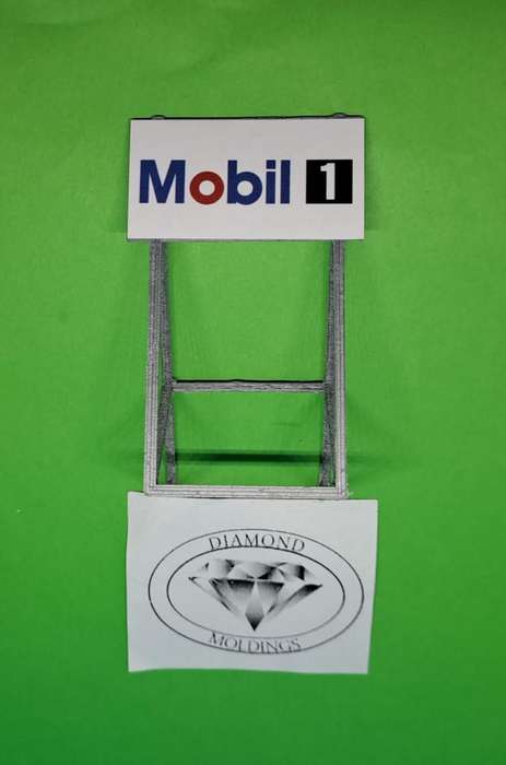 Model Trains HO 1 x Billboard 1990 + Mobil 1 - 50mm x 41mm x 82mm