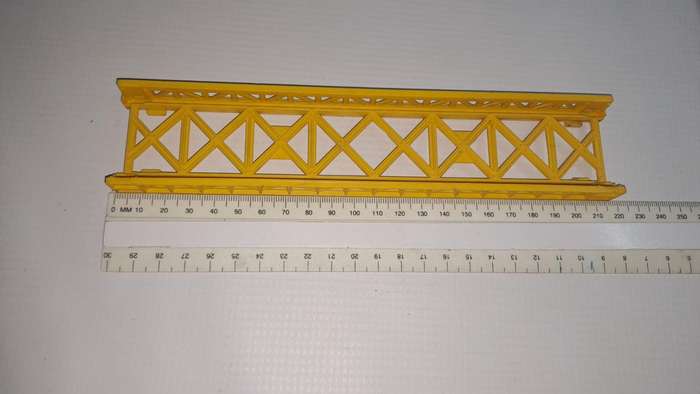Model Trains HO 1 x Straight flat bridge. (Plastic, see Pic's)