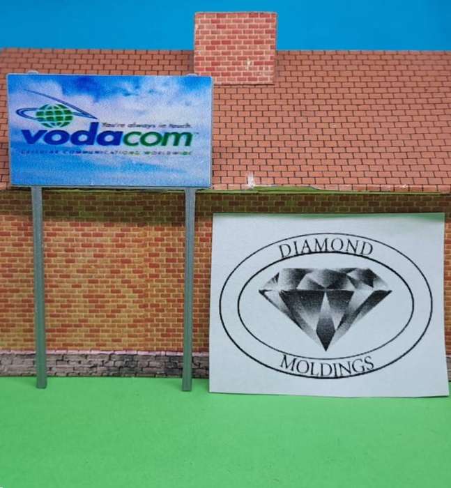 Model Trains HO 1 x Billboard - 2000 + Vodacom Worldwide - 50mm x 3mm x 82mm (New board)