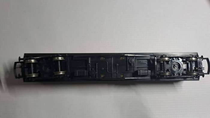 Model Trains H0/OO-Scale 1 x Hornby Passenger Coach, No M26545, Crimson & Cream