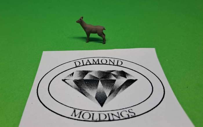 Model Trains N Scale - 1 x Animals - Buck Antelope - 10mm x 3mm x 13mm