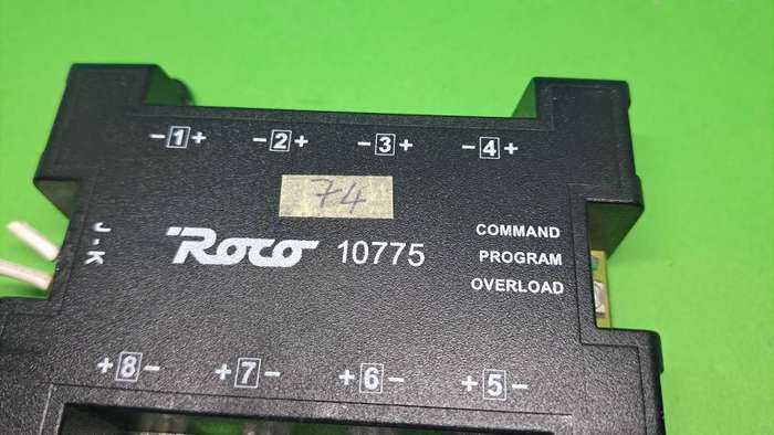 Model Trains H0/OO-Scale 1 x Roco 10775 DCC Solenoid Point Motor Driver - 8 Channel