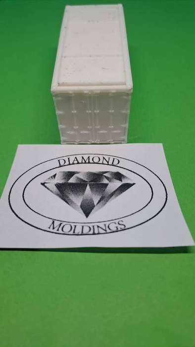 Model Trains HO 1 x Trophy Store Container Load - 68mm x 27mm x 29mm