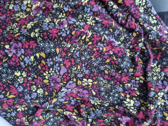 Womans Top -size s