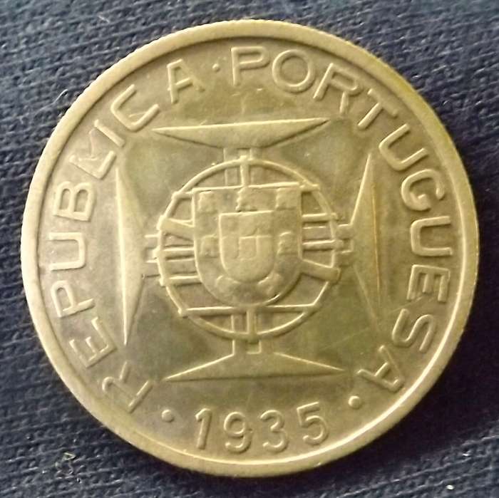 RARE 1935 Mozambique 5 Escudos SILVER