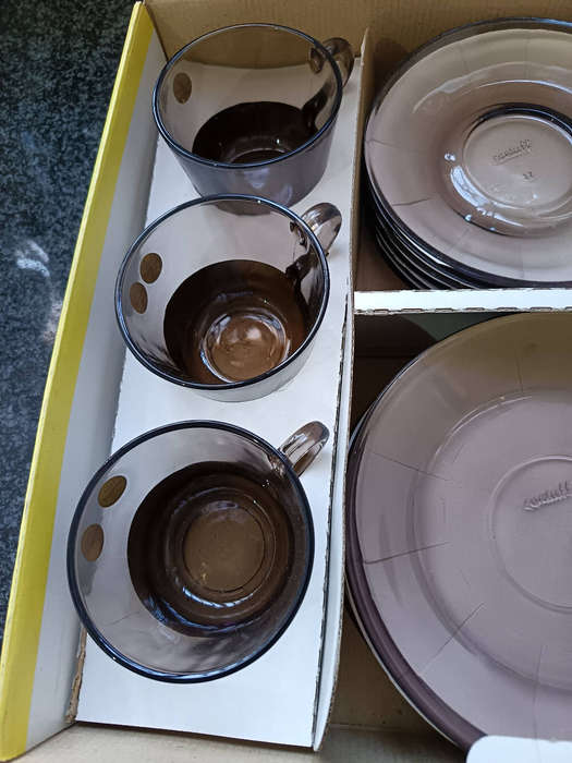 Vintage Contuff 18 piece Tea Set