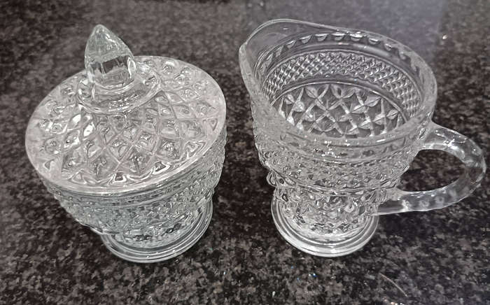 Anchor Hocking Wexford Cream and Sugar Se