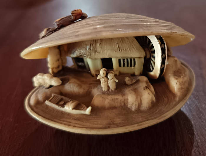 Vintage Japanese Carved Celluloid Clam Shell Diorama