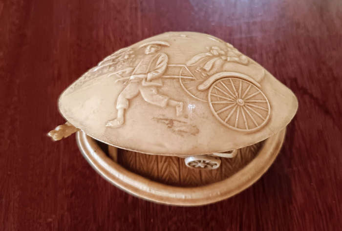 A Vintage Japanese Carved Celluloid Clam Shell Diorama