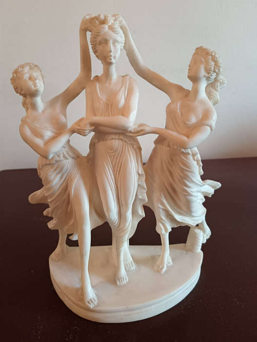 "Three Graces" Statue by Le Ron