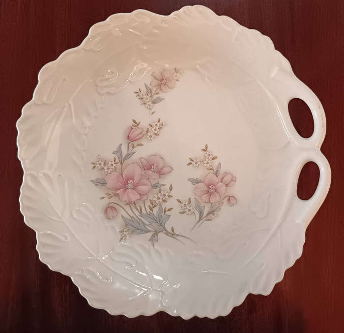 Vintage Kakuzyu Japanese porcelain serving dish