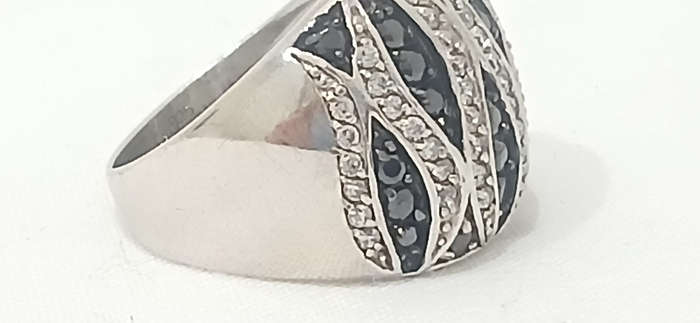 Sterling silver domed ring with cubic and black stones