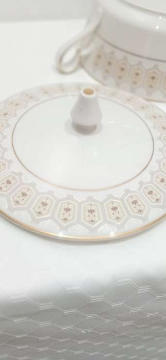 Vintage Noritake 'Kingswood' serving ware