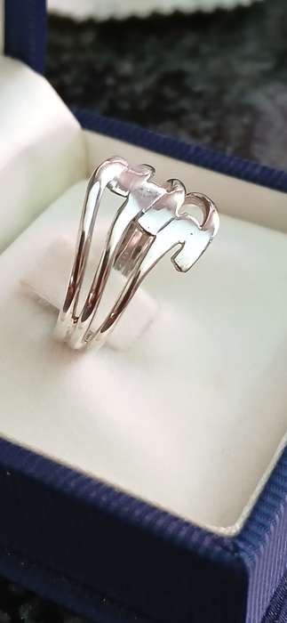 Sterling silver 3 band ring