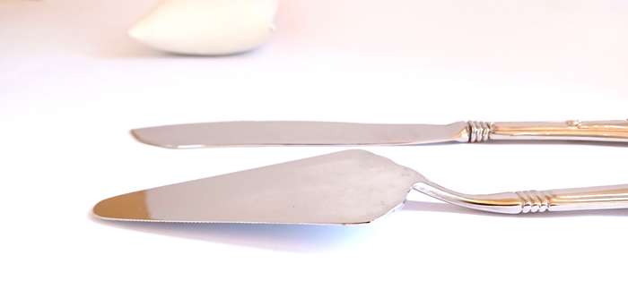 Vintage silver plate cake set