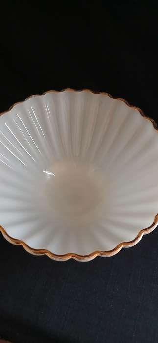 Vintage Milk glass bowl