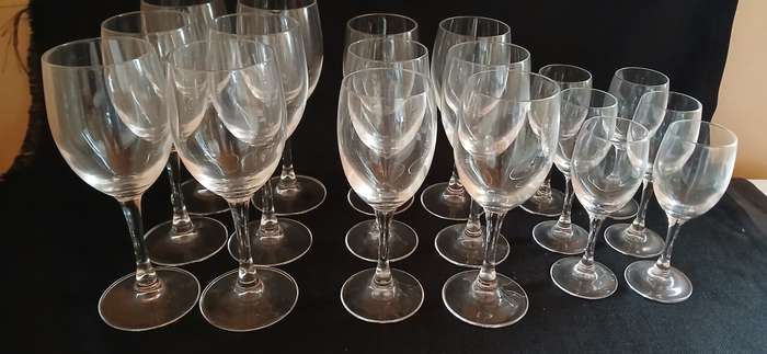 Vintage Cristal D' Arques variety of glasses