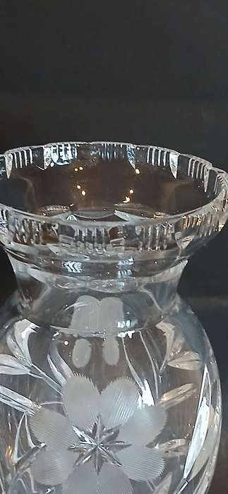 Vintage crystal vase