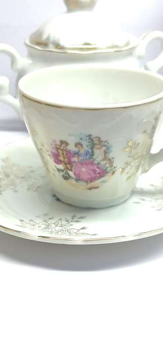Vintage demitasse 'Courting couple' tea set