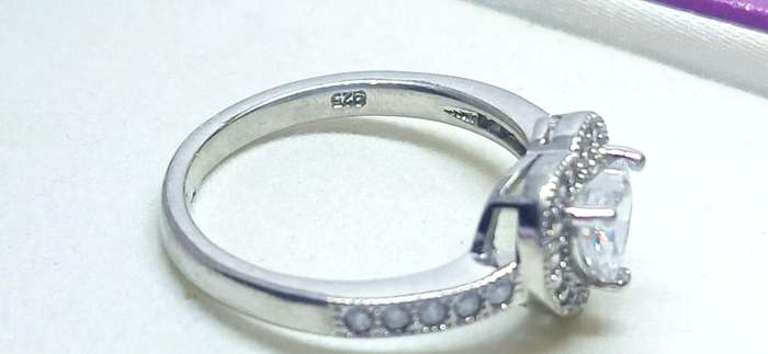 Sterling silver heart ring with cubic stones