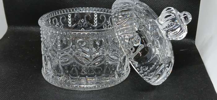 Vintage crystal bon bon dish