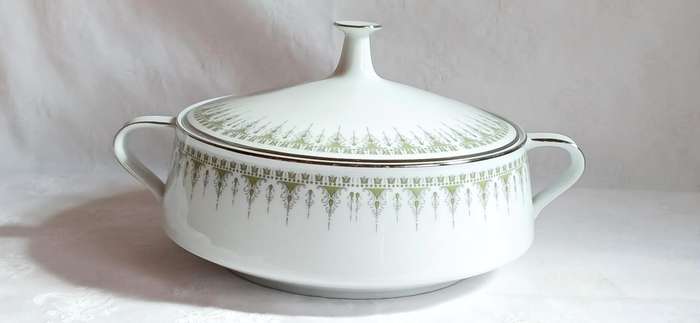 Vintage Noritake 'Kambrook' tureen