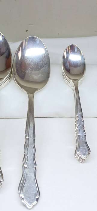 Vintage unmarked silver plate cutlery set
