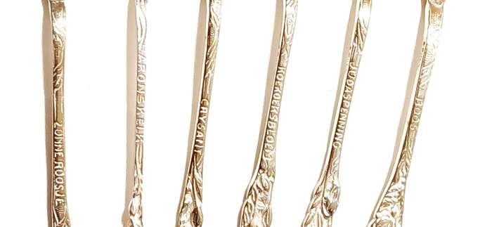 Vintage silver plate flower spoons