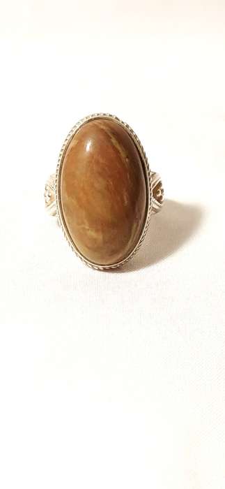 Vintage chunky ring with Jasper stone