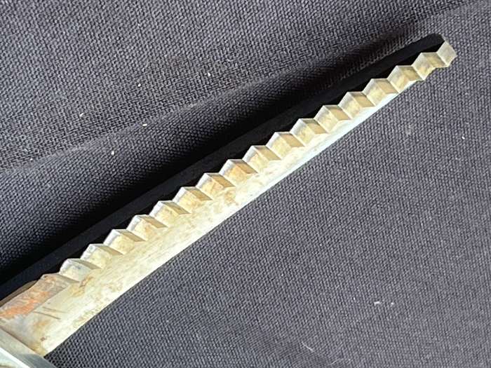 Zig Zag Scissors