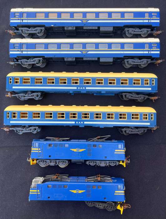 LIMA Rolling stock. Locos not working.