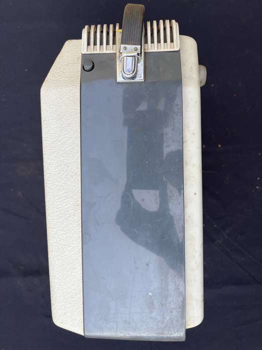 PHILIPS Vantage tape player. NOT TESTED.