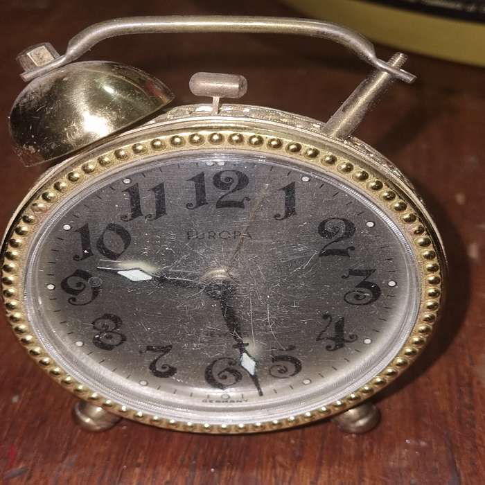 Europa 2 Jewels Germany alarm clock - Working but missing one gong - What you see is what you get