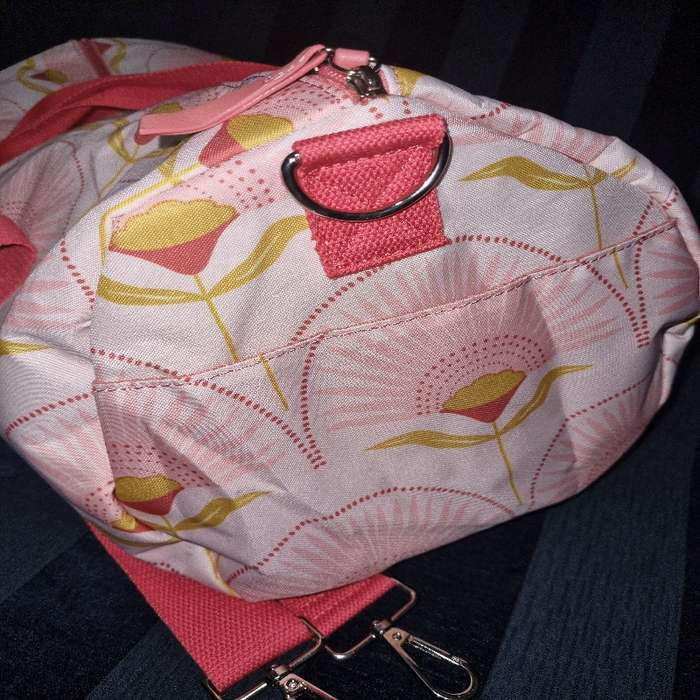 Large Travel Bag with Matching Cosmetic Bag