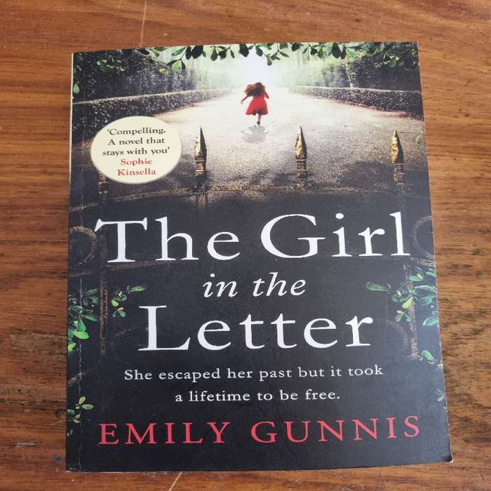 The Girl in the Letter - Emily Gunnis