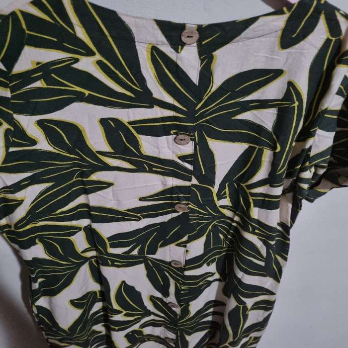 Earthaddict Dress with Pockets and button detail at the back - Size 38