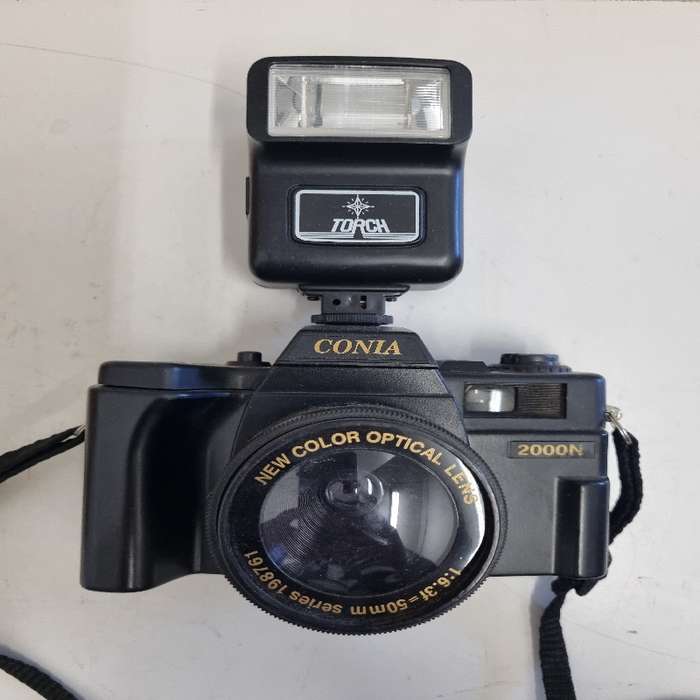 Vintage Conia 2000N Camera with Lens and Flash
