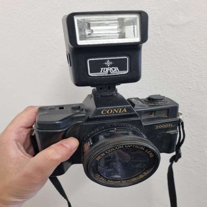 Vintage Conia 2000N Camera with Lens and Flash