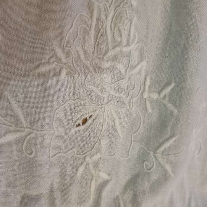 Vintage Embroidered Tea Tray Cloth