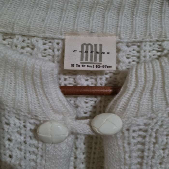 Chunky Longer Length Knitwear - Size M - Marien Hall