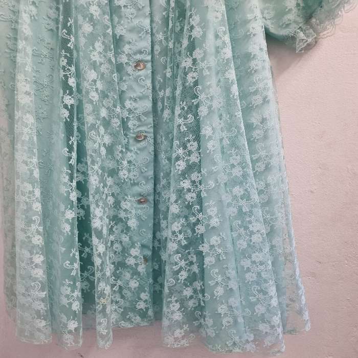 Beautiful Vintage Sleepwear / Gown - Size L