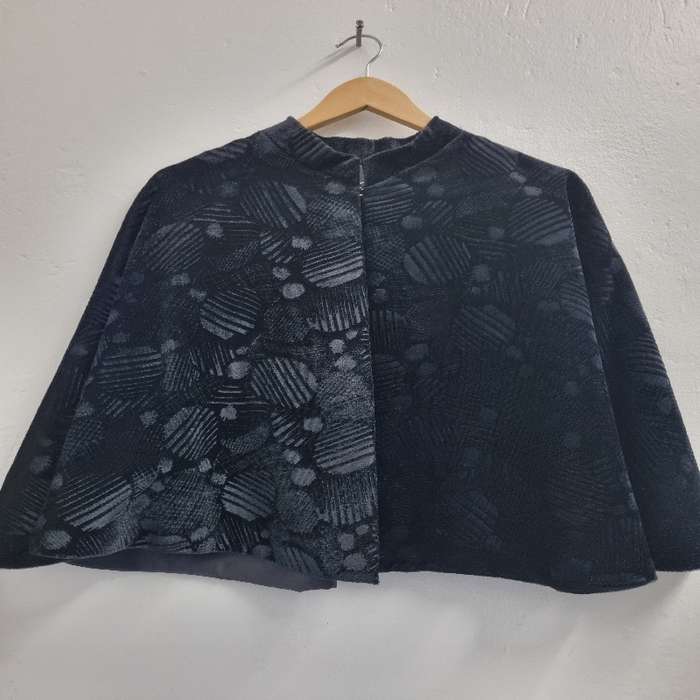 Beautiful Vintage Velvet Cape - Fully Lined - One size fits all