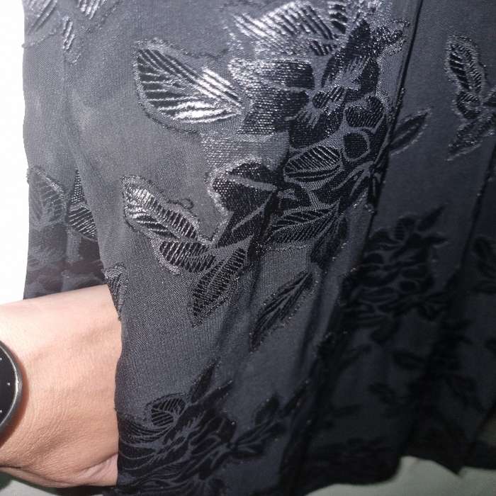 Black gown with lace detail - no belt - Size M - Sleepwear