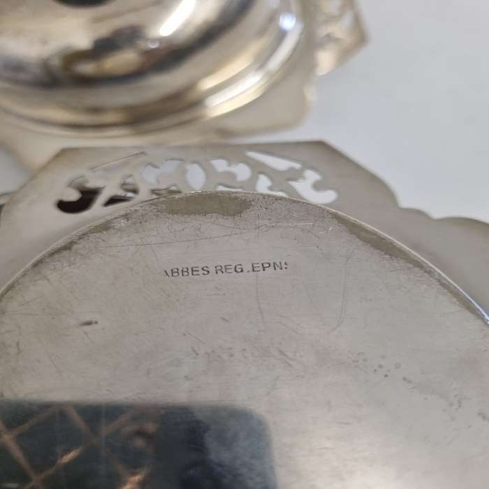 2 x EPNS Silver Plated Trays with lids