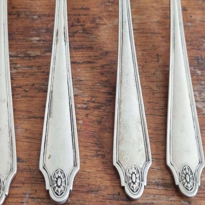 6 x Beautiful Vintage Forks - EPNS