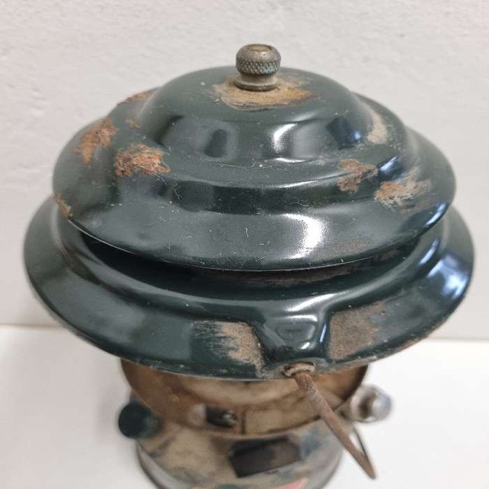 Vintage Coleman Lantern - No glass - See pictures.  What you see is what you get
