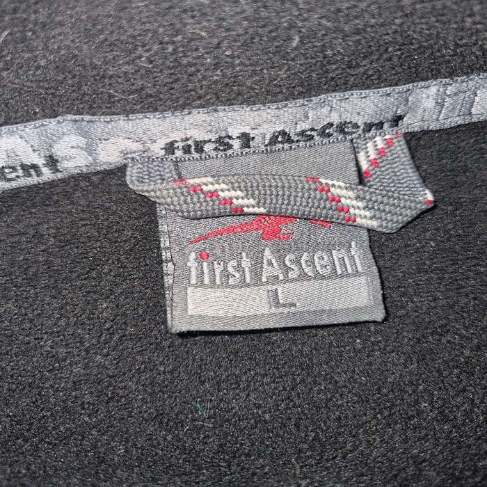 Black First Ascent warm winter jacket - Size L