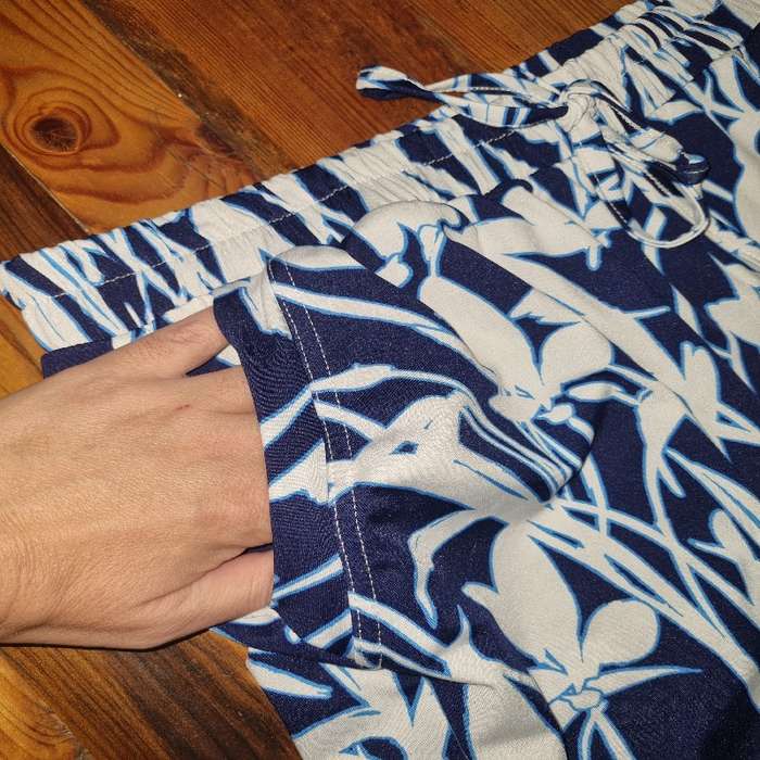 Comfy pants - Label says XL but would better fit a M/L