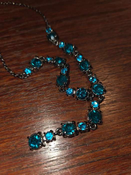 Beautiful Turquoise Stone Necklace