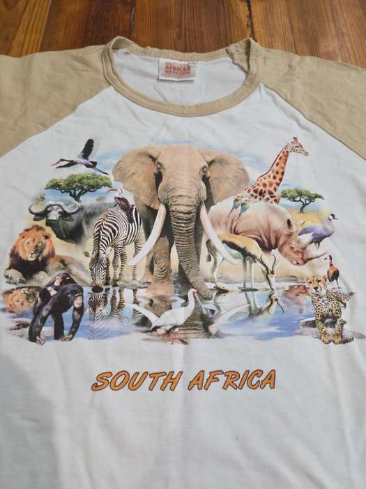 African Impressions T-Shirt - Size S - South Africa